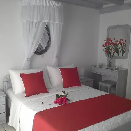 Kiklamino Studios&apartments 3*