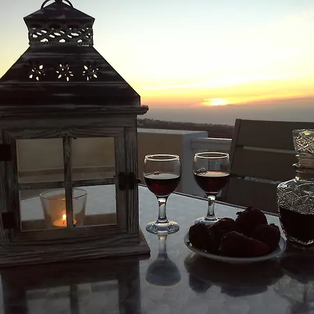 Kiklamino Sunset Apartmanhotel 3*