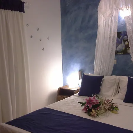 Kiklamino Sunset Apartmanhotel